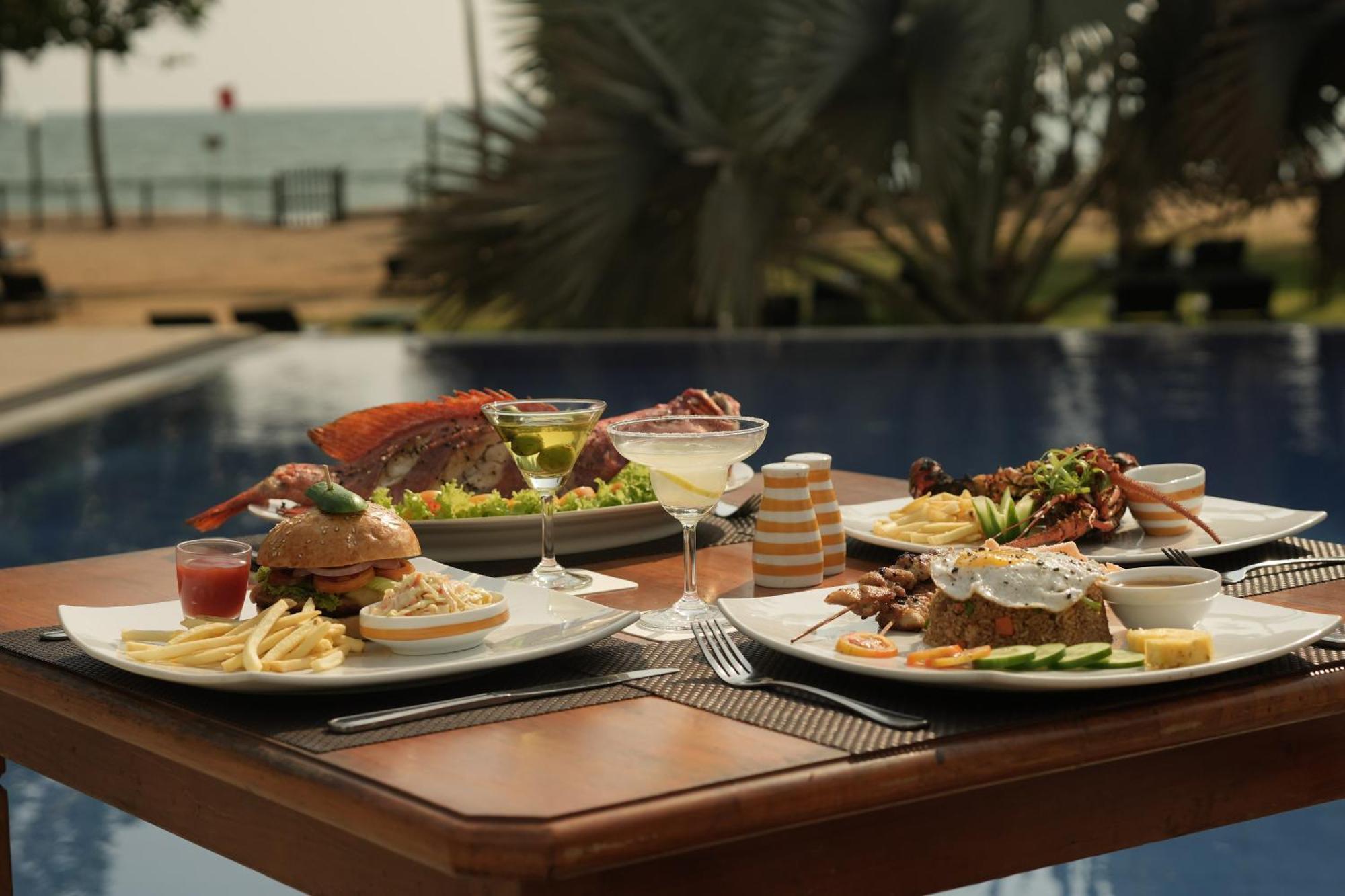 Hibiscus Beach Hotel & Villas Kalutara Eksteriør billede