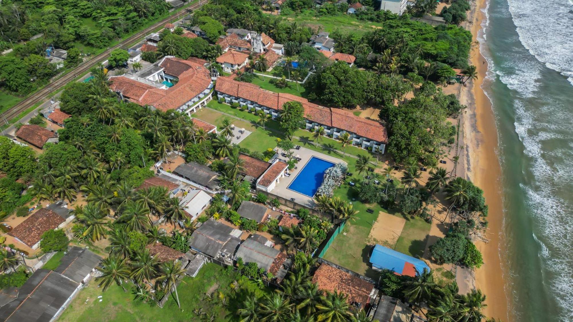Hibiscus Beach Hotel & Villas Kalutara Eksteriør billede