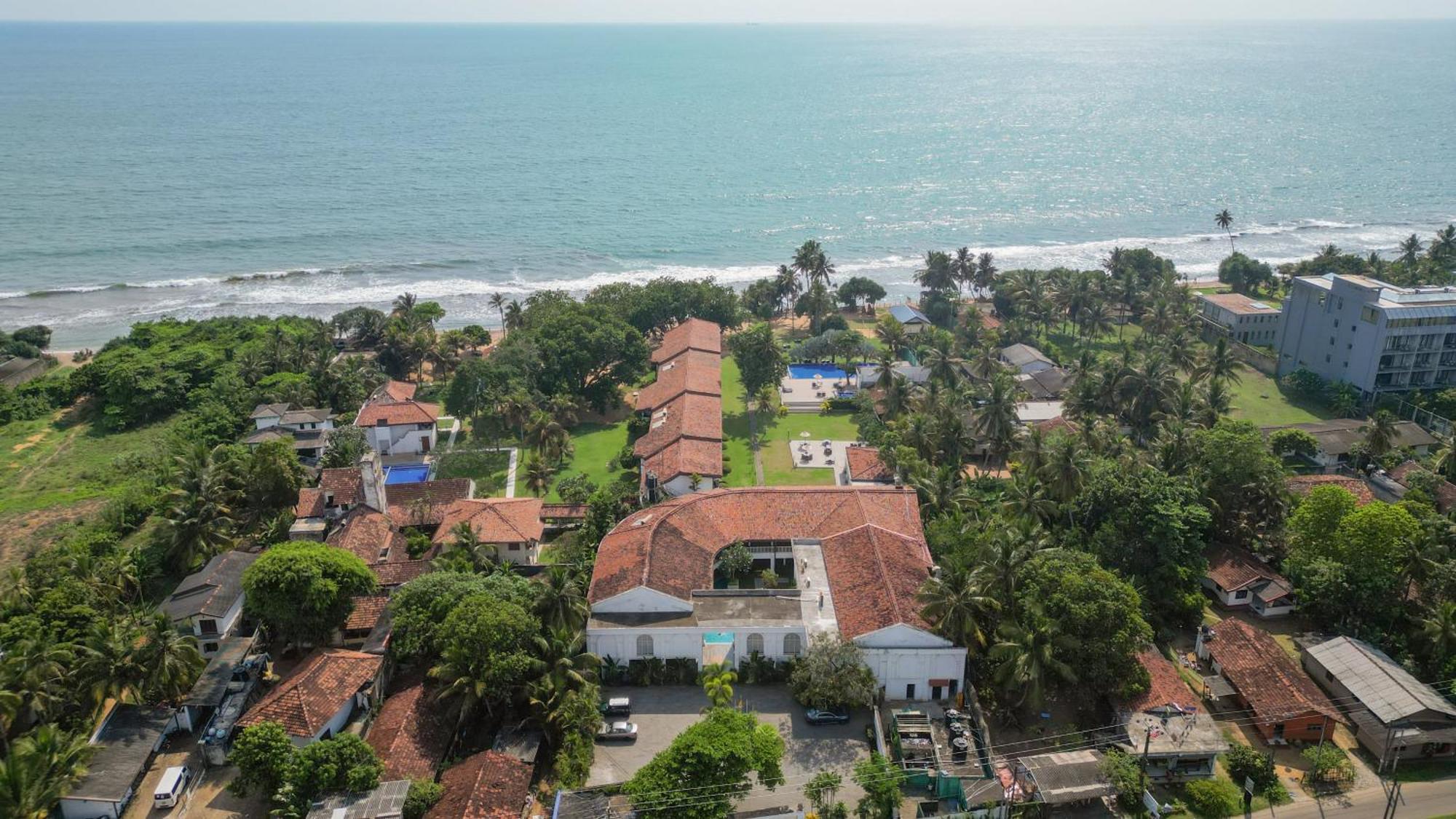 Hibiscus Beach Hotel & Villas Kalutara Eksteriør billede